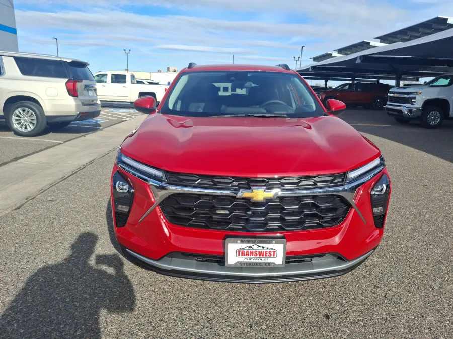 2026 Chevrolet Trax LT | Photo 7 of 18