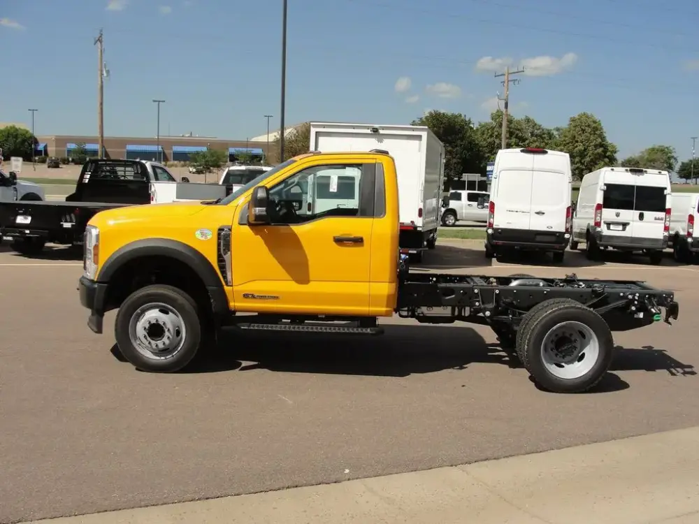 2026 Ford F-550 Super Duty Chassis Cab