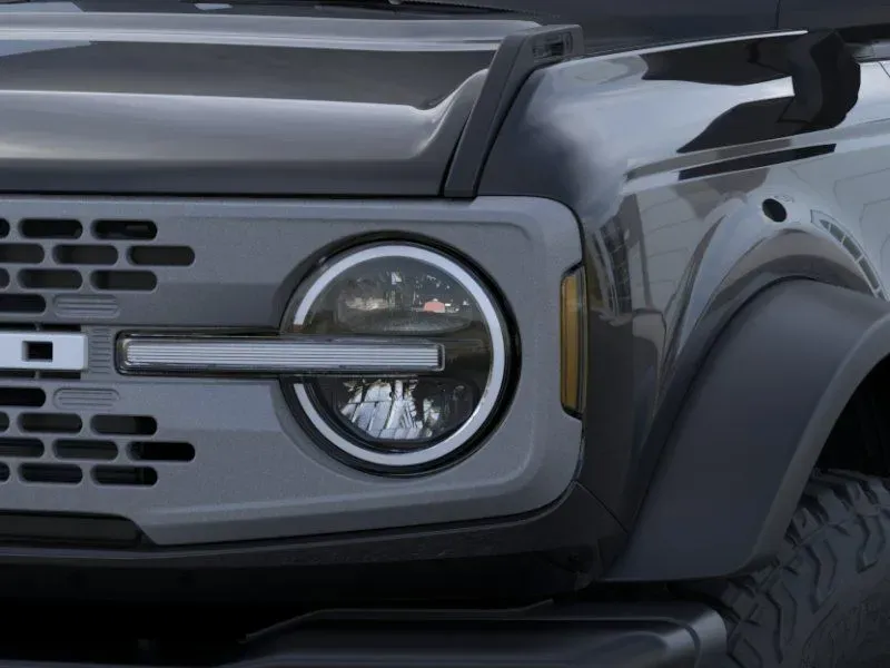 2026 Ford Bronco Badlands | Photo 18 of 24
