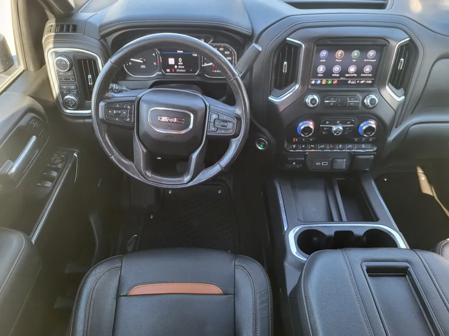 2022 GMC Sierra 3500HD AT4 | Photo 25 of 31