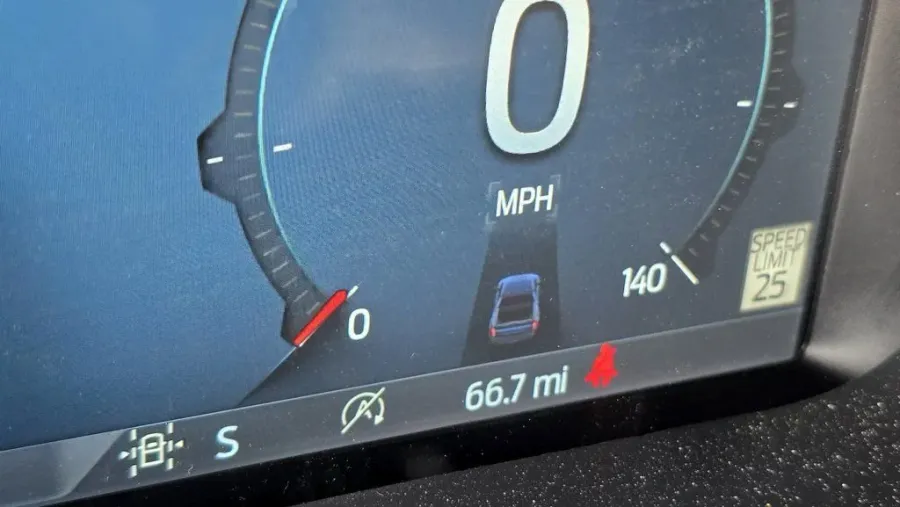 2025 Ford F-150 | Photo 19 of 32