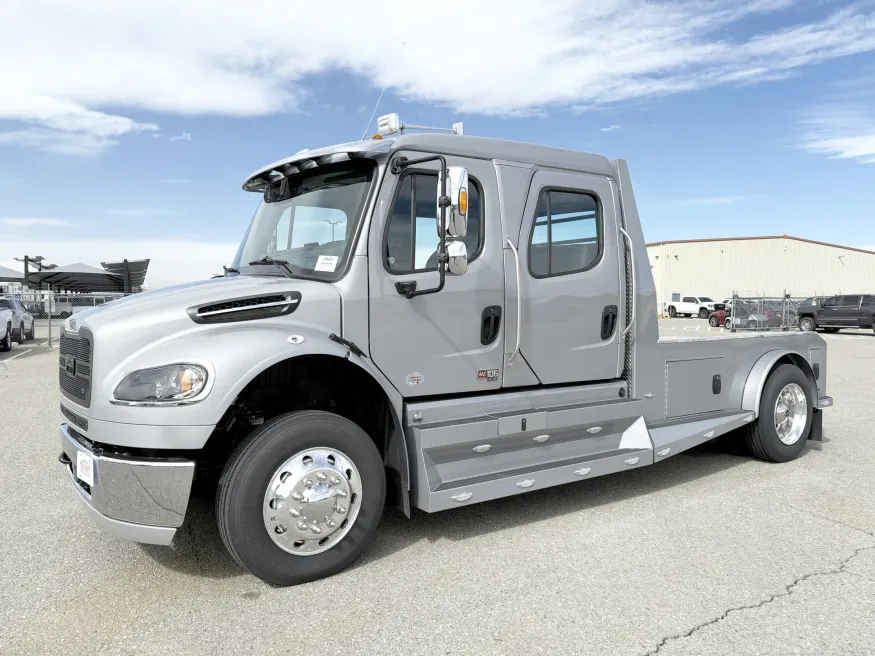 2024 Freightliner M2 106 Plus Summit Hauler | Photo 1 of 23