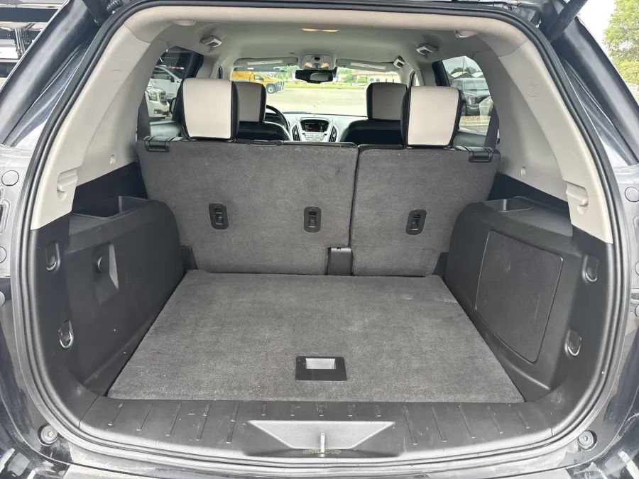 2017 GMC Terrain Denali | Photo 8 of 19