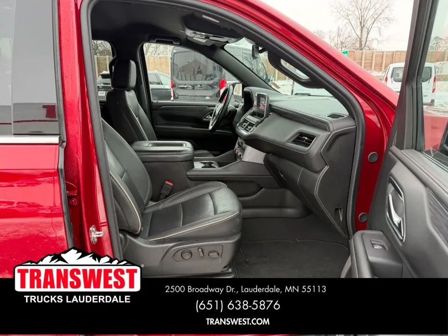 2024 GMC Yukon XL SLT | Photo 19 of 22