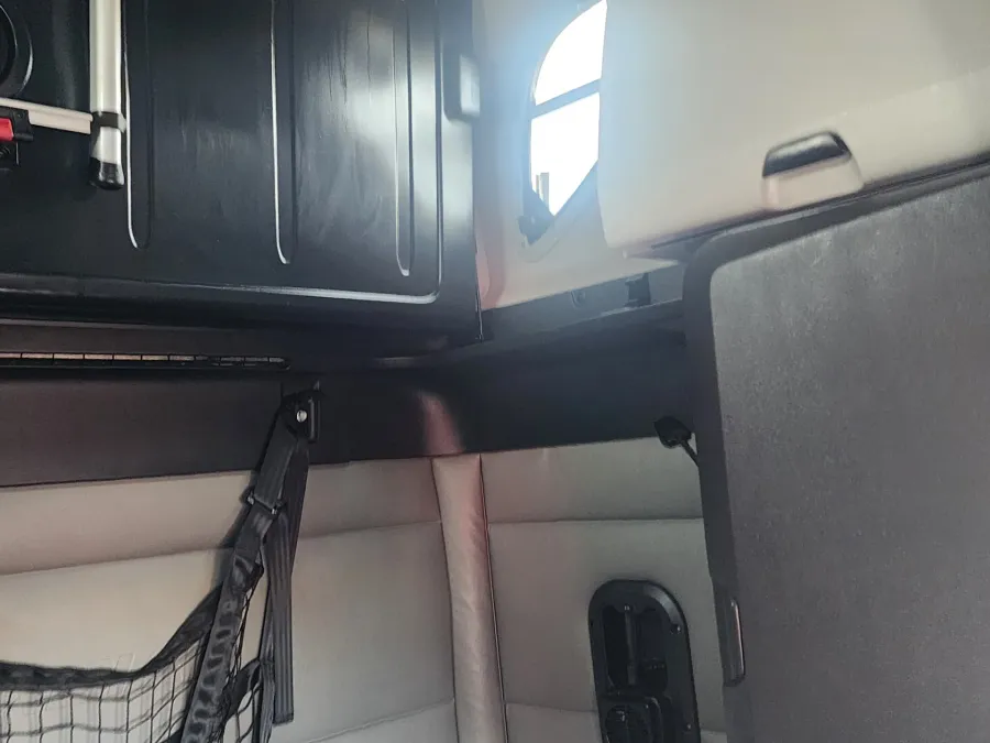 2022 Freightliner Cascadia | Photo 16 of 25