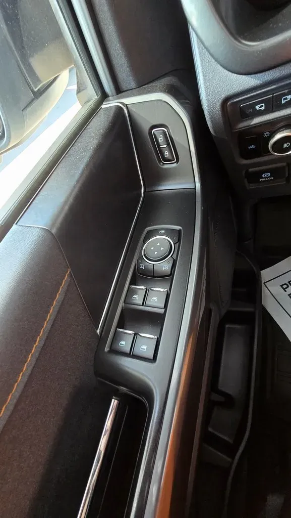 2023 Ford F-150 | Photo 13 of 31