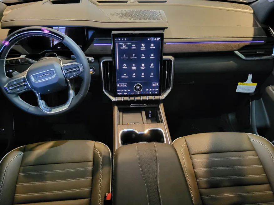 2026 GMC Acadia Denali Ultimate | Photo 21 of 26