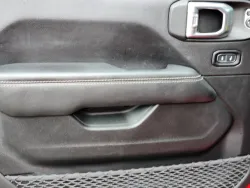 2021 Jeep Wrangler Unlimited Rubicon | Thumbnail Photo 6 of 25