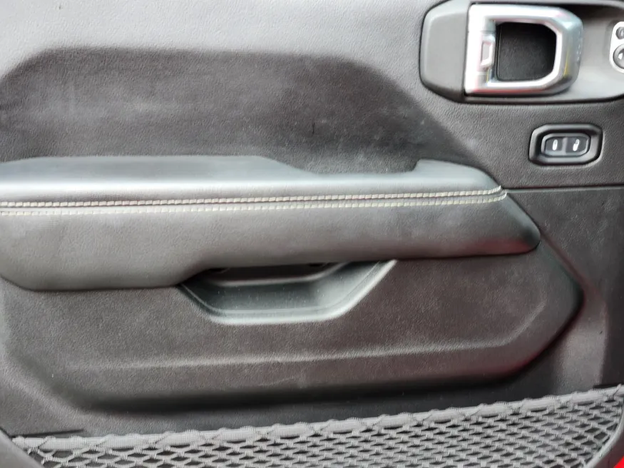 2021 Jeep Wrangler Unlimited Rubicon | Photo 6 of 25