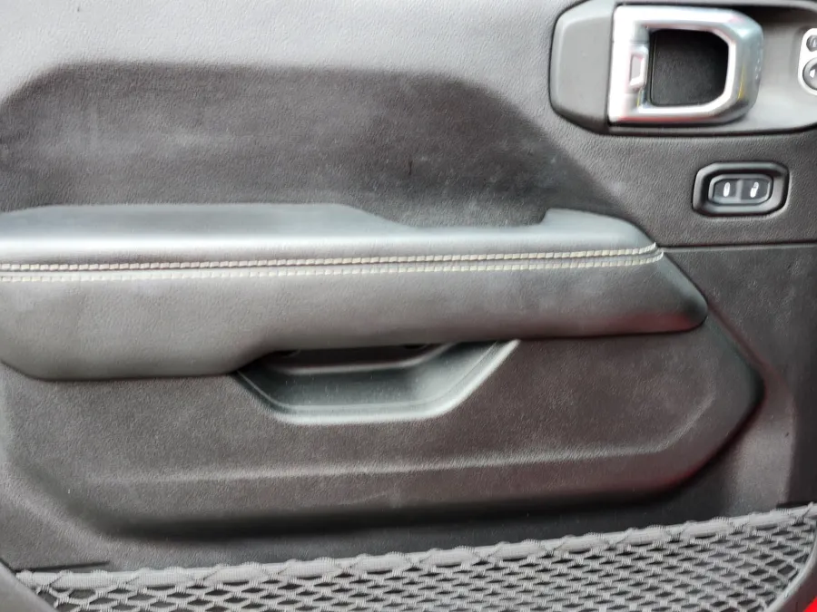 2021 Jeep Wrangler Unlimited Rubicon | Photo 6 of 25