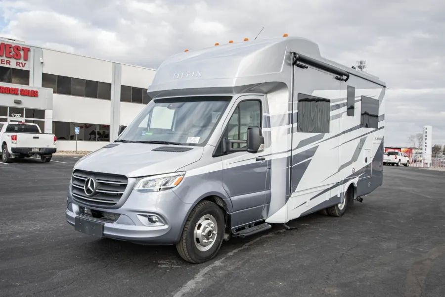 2026 Tiffin Wayfarer 25XLW | Photo 7 of 19