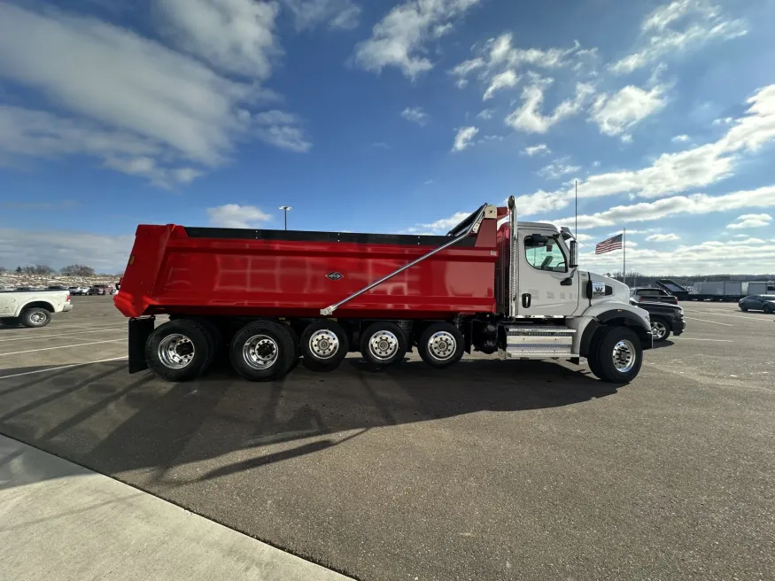 2026 Western Star 47X | Photo 4 of 13