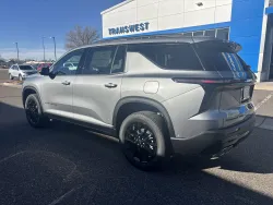 2026 Chevrolet Traverse AWD LT | Thumbnail Photo 2 of 22