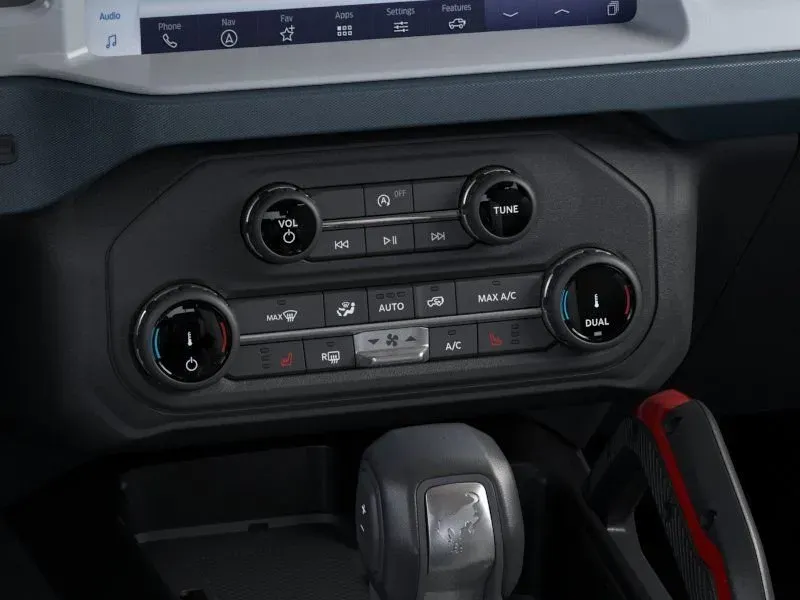 2026 Ford Bronco | Photo 15 of 25