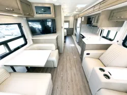 2027 Newmar Bay Star 3114 | Thumbnail Photo 5 of 27