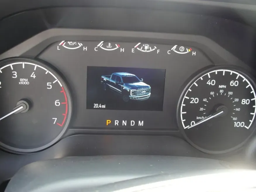 2026 Ford Super Duty F-250 XL | Photo 7 of 13