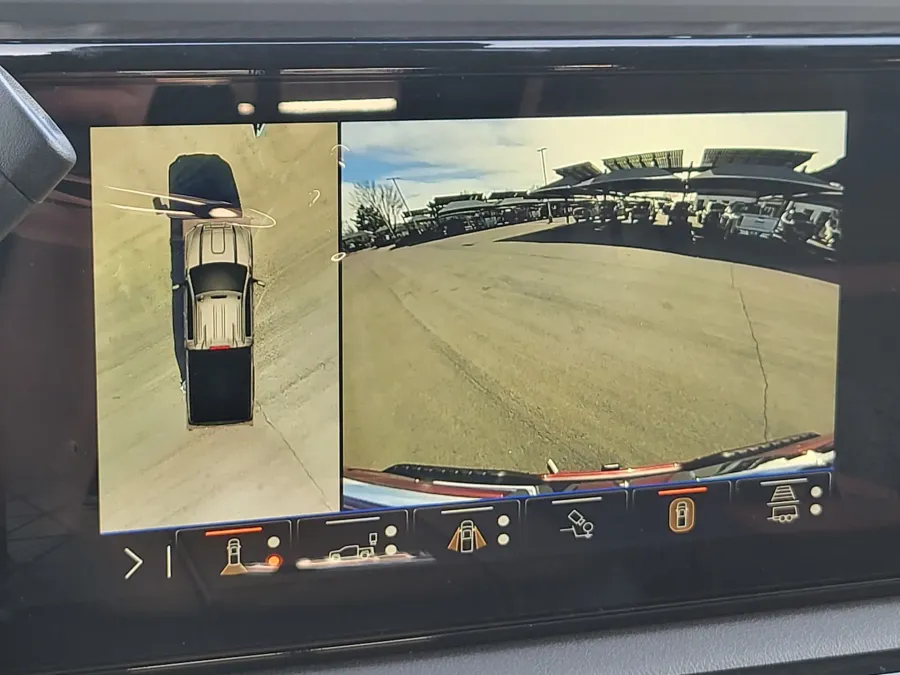 2026 GMC Sierra 2500HD AT4 | Photo 15 of 24