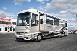 2026 Newmar London Aire 4551 | Thumbnail Photo 7 of 47