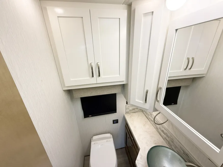 2026 Newmar Super Star 3731 | Photo 10 of 31