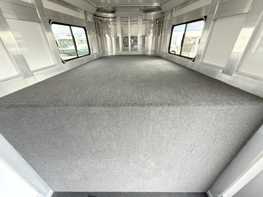 2027 Cimarron Norstar Warmblood 2HGN | Photo 6 of 20