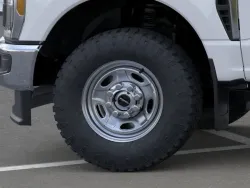 2026 Ford Super Duty F-350 | Thumbnail Photo 19 of 22