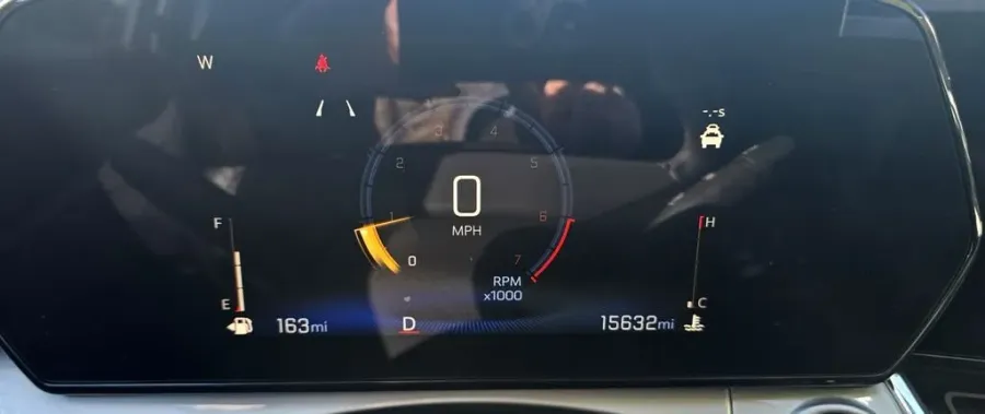 2025 Chevrolet Trax | Photo 17 of 27