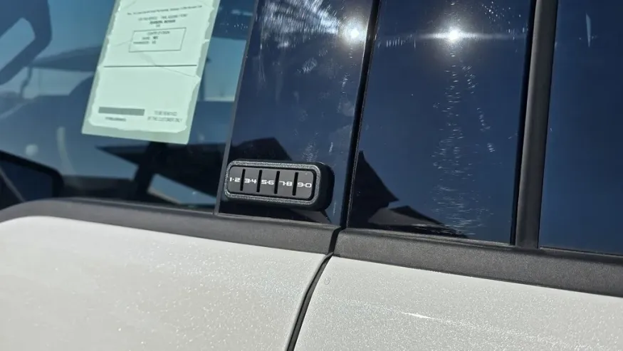 2025 Ford F-150 | Photo 12 of 31