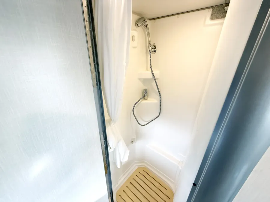 2026 Winnebago EKKO 23B | Photo 13 of 24