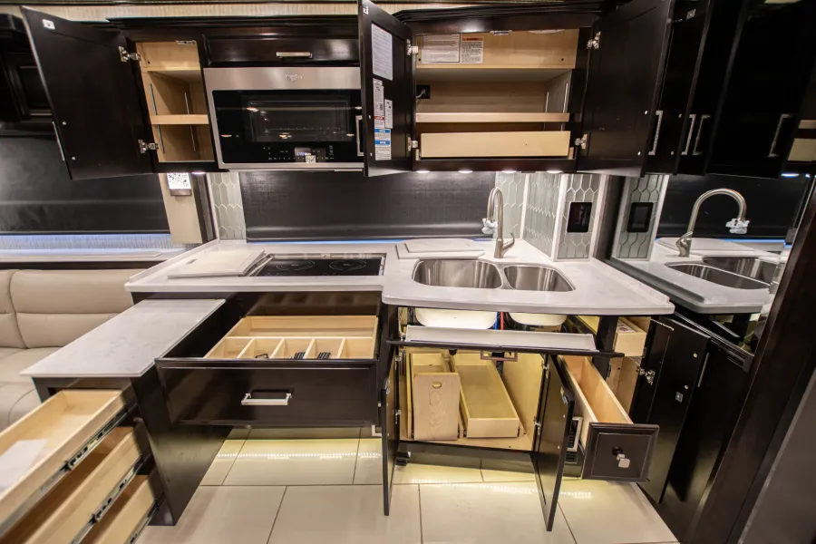 2022 Newmar London Aire 4579 | Photo 16 of 25