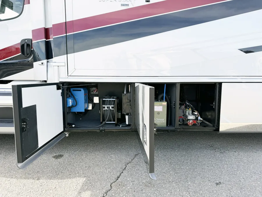 2026 Newmar Super Star 4140 | Photo 31 of 30