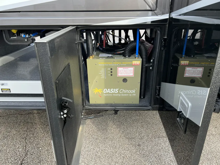 2026 Newmar Mountain Aire 4118 | Photo 43 of 44