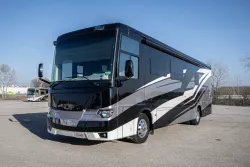 2024 Newmar Kountry Star 3709 | Thumbnail Photo 7 of 25