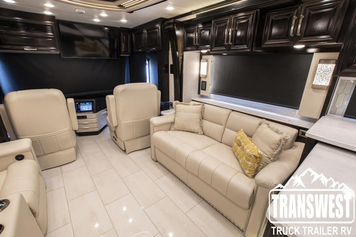 2023 Newmar London Aire 4569 | Photo 14 of 36