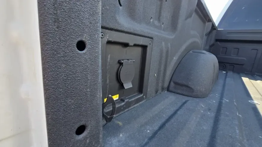 2024 Ford F-150 | Photo 9 of 31