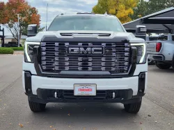 2026 GMC Sierra 3500HD Denali Ultimate | Thumbnail Photo 4 of 31
