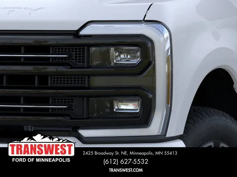 2026 Ford Super Duty F-250 Platinum | Photo 17 of 22