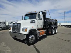 2017 Western Star 4700SB | Thumbnail Photo 1 of 17