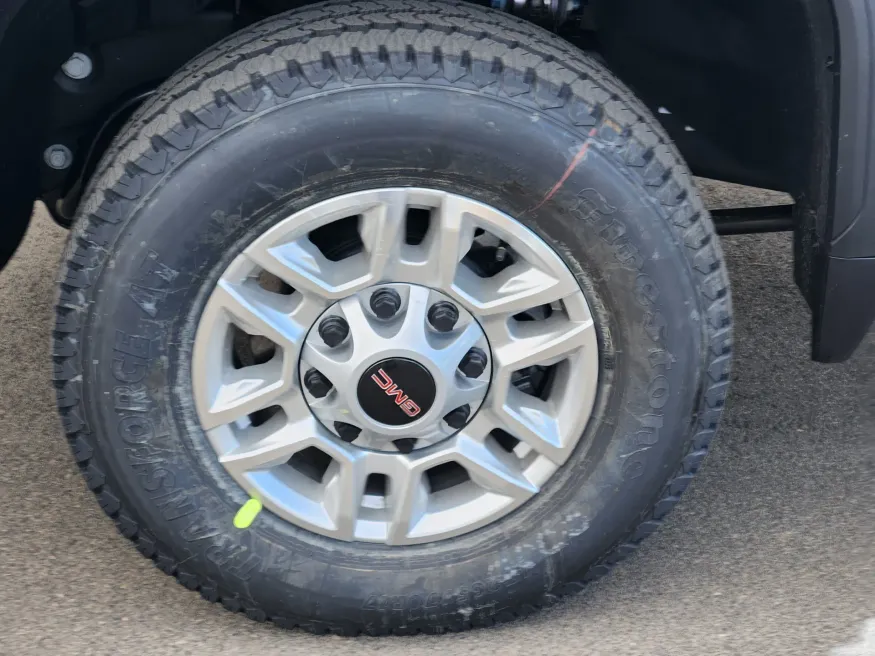 2026 GMC Sierra 2500HD Pro | Photo 5 of 21