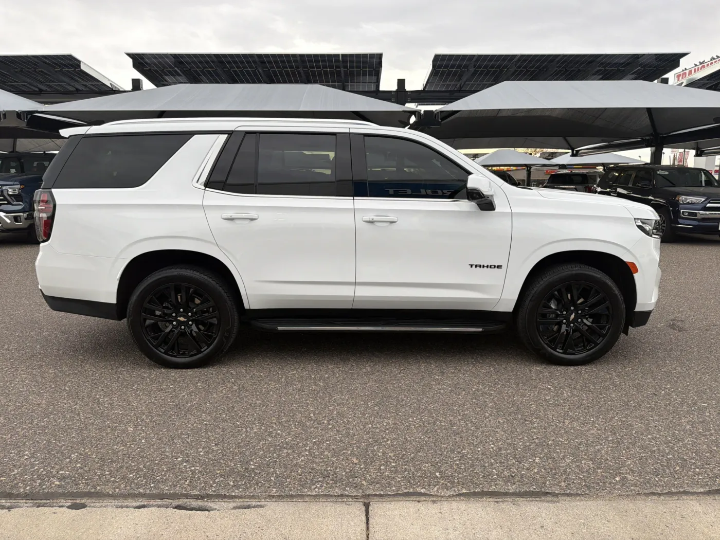 2024 Chevrolet Tahoe LT | Photo 5 of 26