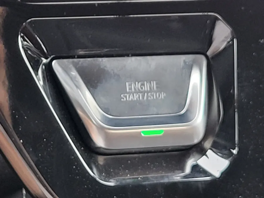 2026 GMC Sierra 2500HD Denali Ultimate | Photo 17 of 25