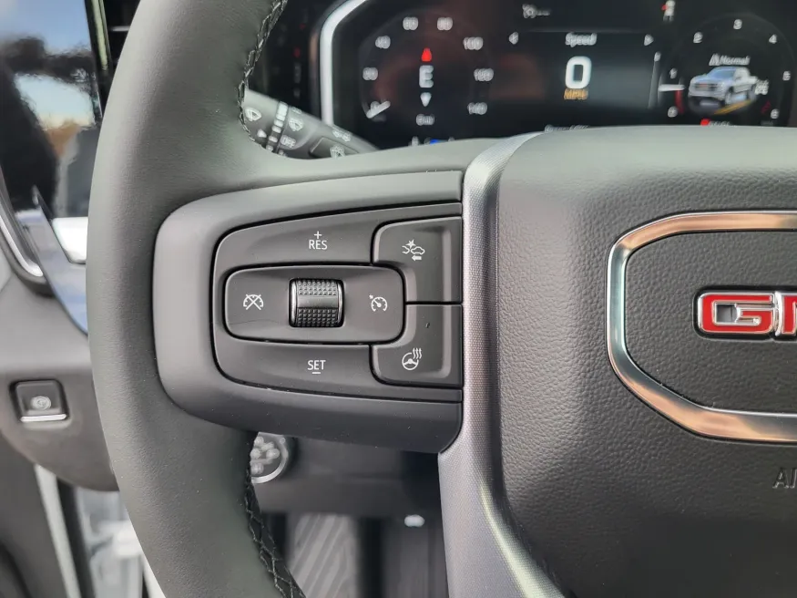 2026 GMC Sierra 1500 Elevation | Photo 11 of 23