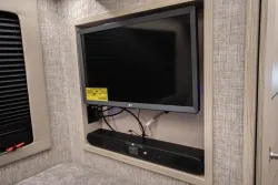 2026 Tiffin Wayfarer 25XLW | Thumbnail Photo 16 of 16