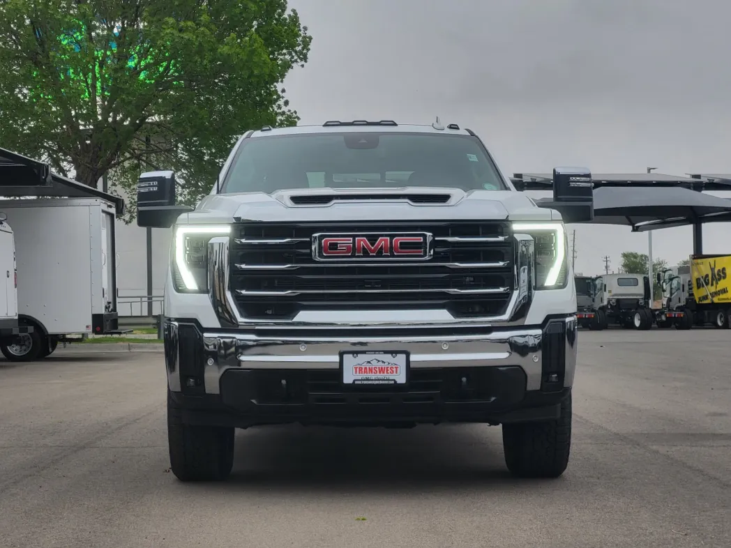 2026 GMC Sierra 2500HD SLT 
