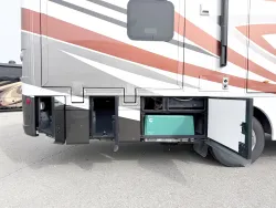 2022 Newmar Bay Star 3626 | Thumbnail Photo 26 of 30