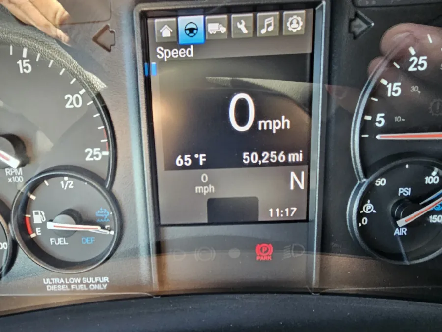 2025 Western Star 47X | Photo 19 of 19