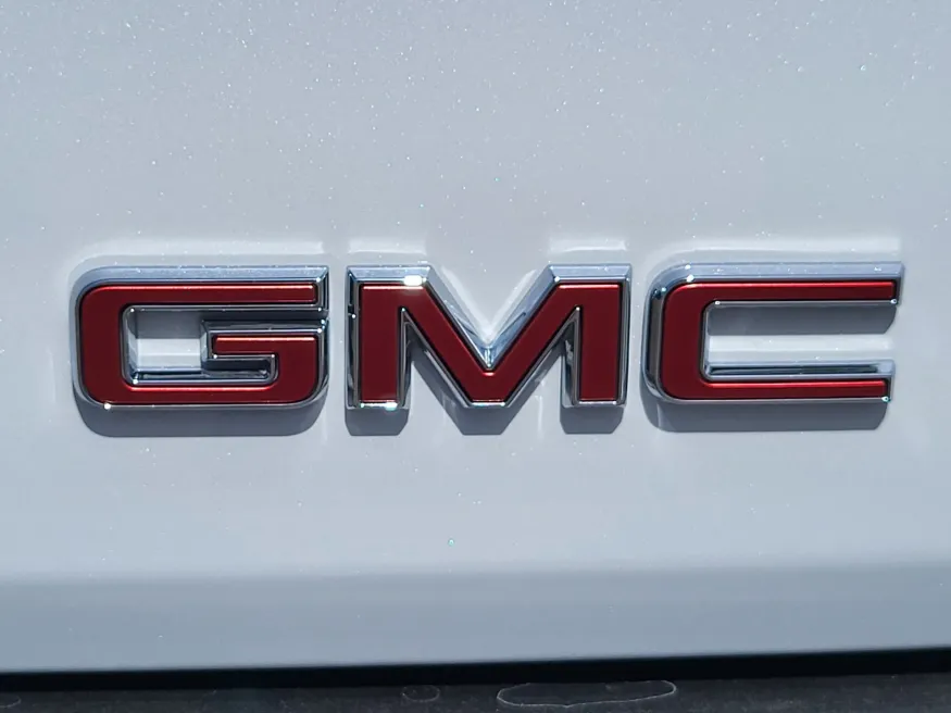 2026 GMC Yukon XL Denali | Photo 10 of 26