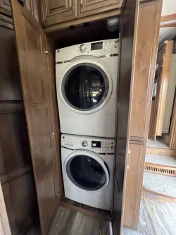 2019 DRV Mobile Suites 39 DBRS3 | Thumbnail Photo 21 of 20