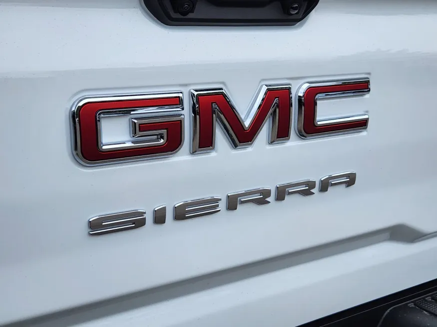 2026 GMC Sierra 2500HD Pro | Photo 15 of 29