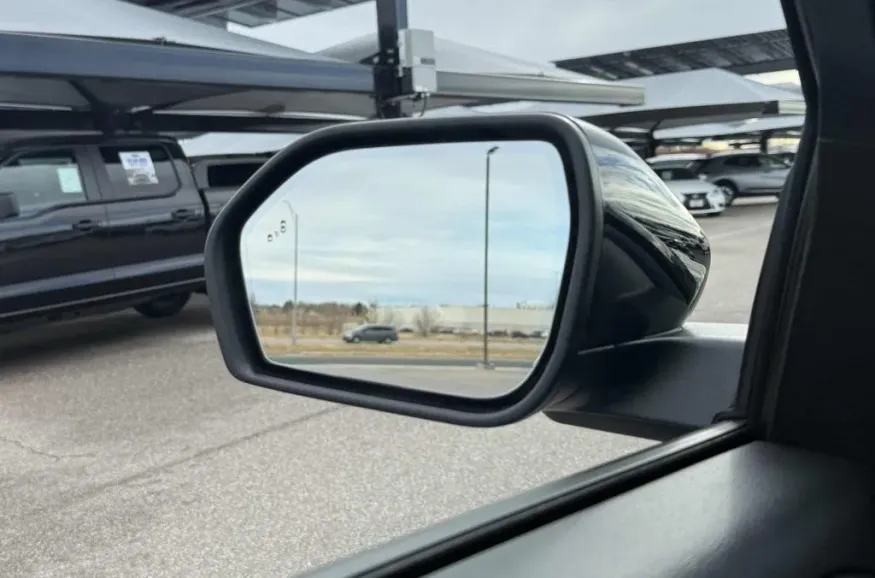 2026 Ford Explorer | Photo 12 of 29