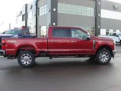 2026 Ford Super Duty F-250 Lariat | Thumbnail Photo 10 of 26